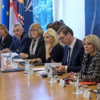 Susret hrvatskog i srpskog izaslanstva u Uredu predsjednice