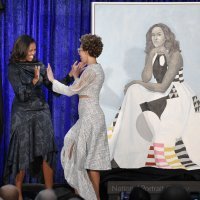 Barack i Michelle Obama dobili službene portrete