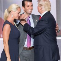 Donald Trump Jr. i Vanessa s Donaldom Trumpom