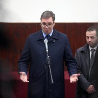 Aleksandar Vučić obratio se medijima nakon službene posjete Općini Gvozd