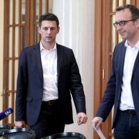 Božo Petrov, Marko Sladoljev