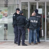 Opljačkana poslovnica Splitske banke u Središću