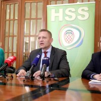 Ana Marija Petin, Krešo Beljak, Darko Till