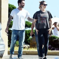 Adam Levine i Behati Prinsloo