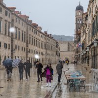 Zalepršale prve snježne pahulje u Dubrovniku