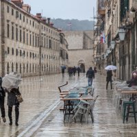 Zalepršale prve snježne pahulje u Dubrovniku