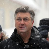 Premijer Andrej Plenković obišao Delnice pogođene snježnim nevremenom