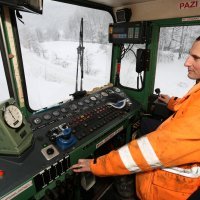 Uprava HŽ Infrastrukture obišla snjegočistačem dionicu Ogulin - Moravice