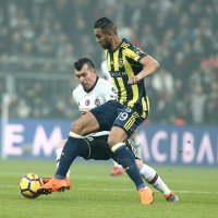 Bešiktaš (Gary Medel) - Fenerbahče (Josef De Souza)