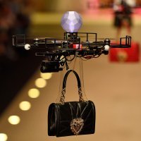 Dronovi nose Dolce&Gabbana torbe