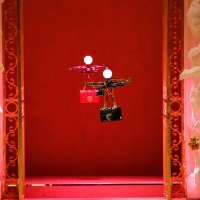 Dronovi nose Dolce&Gabbana torbe