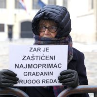 Prosvjed zaštićenih najmoprimaca na Markovu trgu