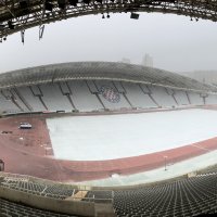 Bijeli pokrivač na Poljudu