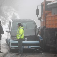 Na državnoj cesti 8 Rupa-Pasjak sudarila se dva šlepera, autobus, ralica i nekoliko automobila