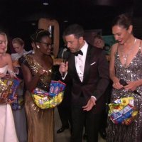 Margot Robbie, Lupita Nyong'o, Jimmy Kimmel i Gal Gadot