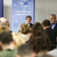 Hrvatski europarlamentarci na tribini