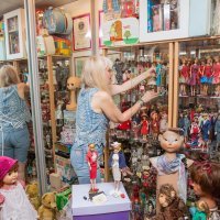 Bettina Dorfman i njene Barbike