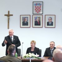 Predsjednica Kolinda Grabar Kitarović na predavanju u Hrvatskom generalskom zboru