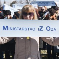 Prosvjed Sindikata hrvatskih učitelja ispred Ministarstva znanosti i obrazovanja