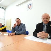 Zbor udruga veterana hrvatskih gardijskih postrojbi