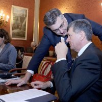 Andrej Plenković, Milan Kujundžić