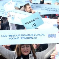 Prosvjed Sindikata hrvatskih učitelja pred Ministarstvom znanosti i obrazovanja