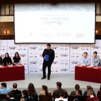 Učenička debata na temu: Euro u Hrvatskoj - Za ili Protiv?