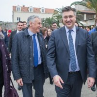 Premijer Plenković posjetio manifestaciju "Dan malostonske kamenice"