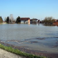 Stanovnici sisačkih prigradskih naselja danima strahuju od zaobalnih voda