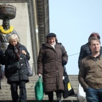 Zagrebački spomenici ukrašeni narcisama kao podsjetnik na kampanju BudiNARCISa