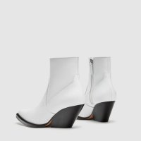 Zara, kaubojke