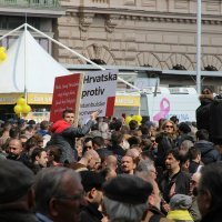 Tisuće ljudi okupilo se na prosvjedu protiv ratifikacije Istanbulske konvencije