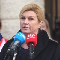 Predsjednica Kolinda Grabar Kitarović preselila ured u Karlovac