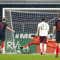Ivan Rakitić zabija penal