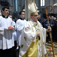 Zagreb: Kardinal Bozanić služio misu na Uskrs u katedrali