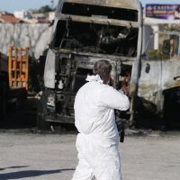 Policijski očevid izgorjelih kamiona u Splitu