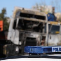 Policijski očevid izgorjelih kamiona u Splitu