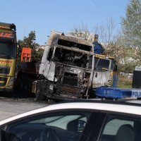 Policijski očevid izgorjelih kamiona u Splitu