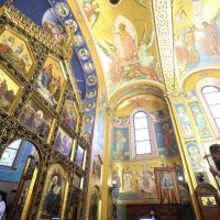 Metropolit Porfirije povodom Uskrsa predvodio svečanu arhijerejsku liturgiju