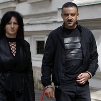 Obitelj Davida Komšića dolazi na izricanje presude na sud