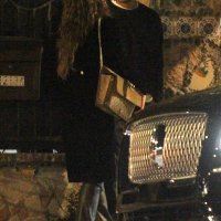 Younes Bendjima s nepoznatom djevojkom