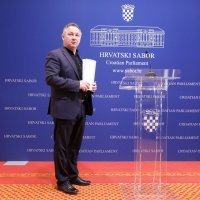 Culej na konferenciji za novinare na temu napada na osjećaje vjernika i Katoličku crkvu