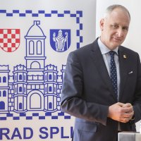 Andro Krstulović Opara