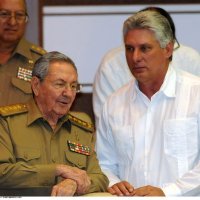 Raul Castro i Miguel Diaz-Canel