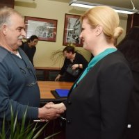 Susret Predsjednice Republike s obiteljima stradalih vatrogasaca na otoku Kornatu