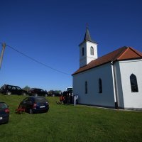 Patrijarh srpski Irinej blagoslovio obnovljeni Hram Svetog proroka Ilije u mjestu Mlaka