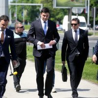 Davor Bernardić dolazi na Općinski sud