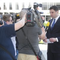 Davor Bernardić dolazi na Općinski sud