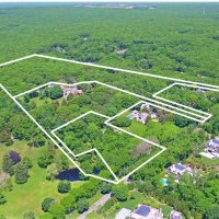 Dom Christie Brinkley