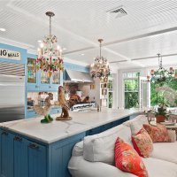 Dom Christie Brinkley